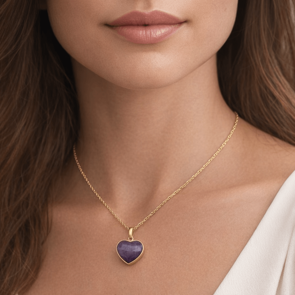 Amethyst Herz-Kette am Model
